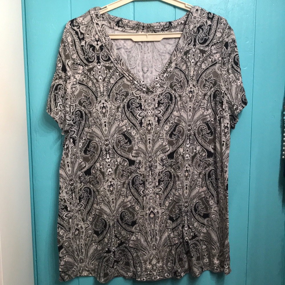 Women’s dress shirt